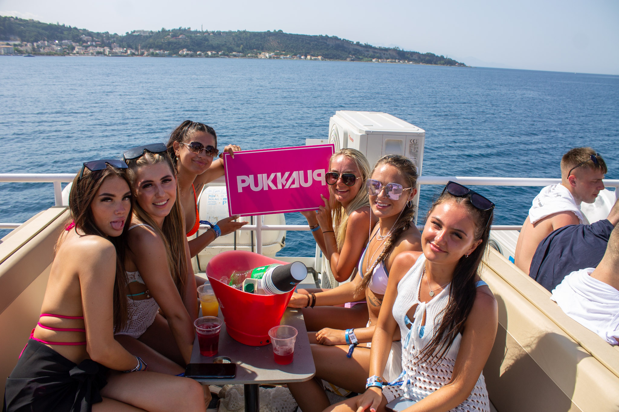 pukkaup-zante-boat-party-tickets-11